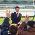 阪神　石井大智が京都競馬場でトークショー　朝日杯の本命はまさかの理由　単勝勝負も「僕のせいにはしないで」