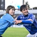 「ペナルティエリア内でレスリングのタックルしちゃダメやろw」吉田沙保里が香川真司に強烈タックル見舞い、記念試合でレッドカードの一発退場！「ずっと笑ってる」とまさかの攻撃に爆笑の声