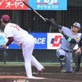 阪神　佐藤輝明が驚きの一撃　弾丸ライナーで右中間後方のネットに突き刺す　三回にはチャンスメーク「いい内容だったと思います」