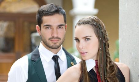 Camaleones - Belinda Peregrín, Alfonso Herrera