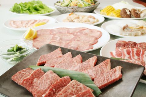 充実&お手頃価格で大好評♪40種～/90種～の焼肉食べ放題をご用意