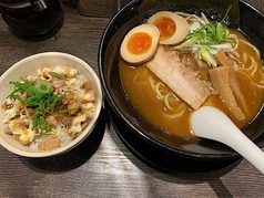 節骨麺たいぞう 三軒茶屋店の写真