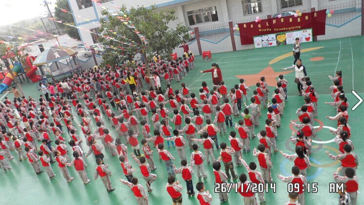 东莞自设工厂定做幼儿园服学生服装批发代理*