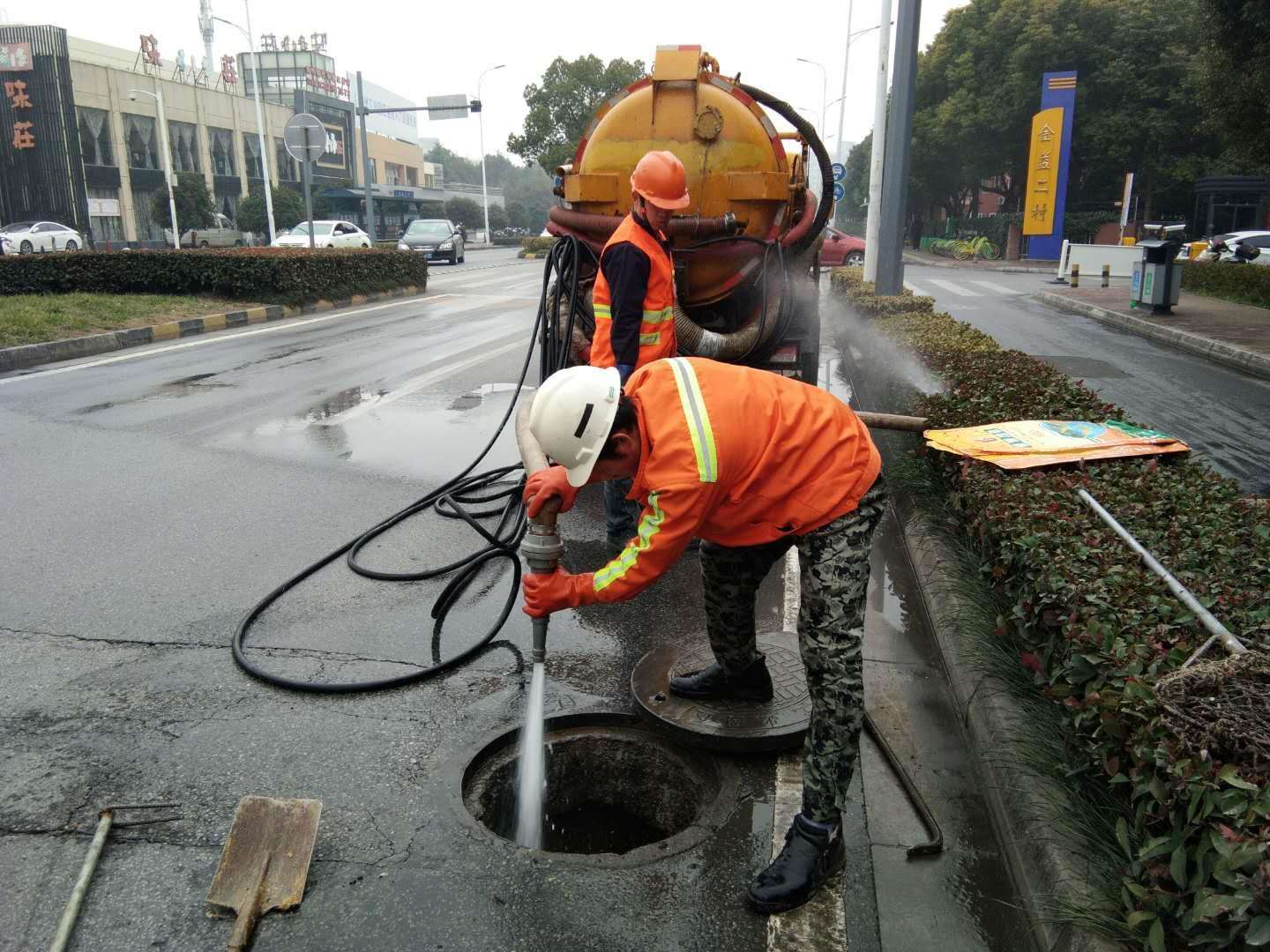 铜陵化粪池清理污水池-抽污水抽泥浆电话多少？铜陵疏通管道联系电话