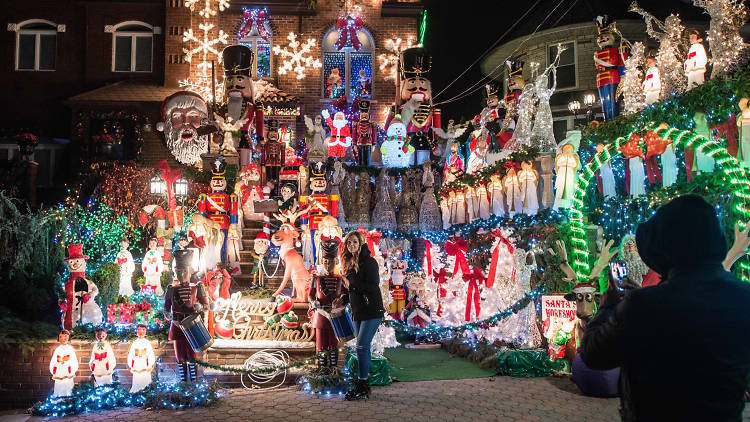 The Dyker Heights Christmas Lights 2024 guide