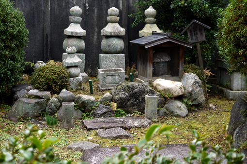 東向観音寺