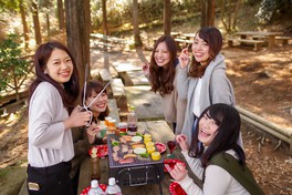 自然に囲まれたバーベキュー場