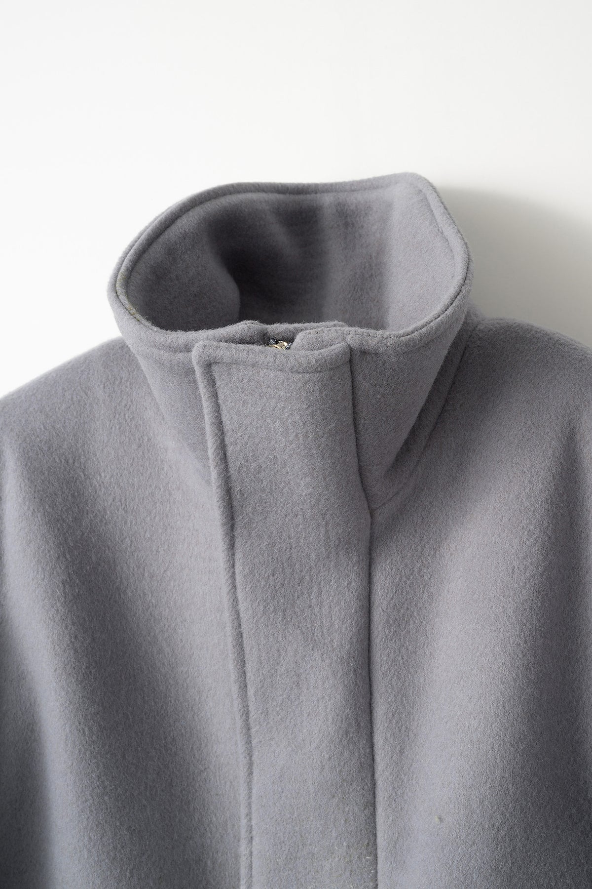 "Emerge" needle punch wool jacket (Gray)