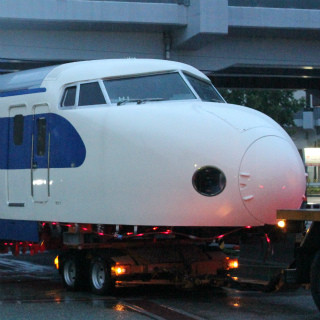 JR西日本、0系新幹線を京都鉄道博物館へ搬入 - 作業の様子を公開、写真34枚