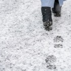 今冬一番の寒波襲来、平地でも警報級大雪、立ち往生など交通障害の恐れ［新聞ウォッチ］