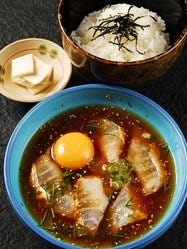 旬の魚と炙り焼き 月まる海 大橋店_〆の飯、【タイ飯】や【ウニチャーハン】大人気