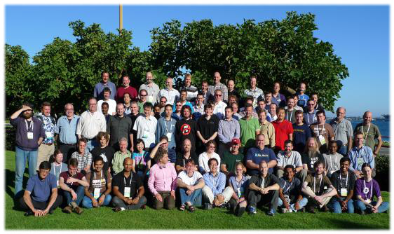 [2012 Kernel Summit group photo]